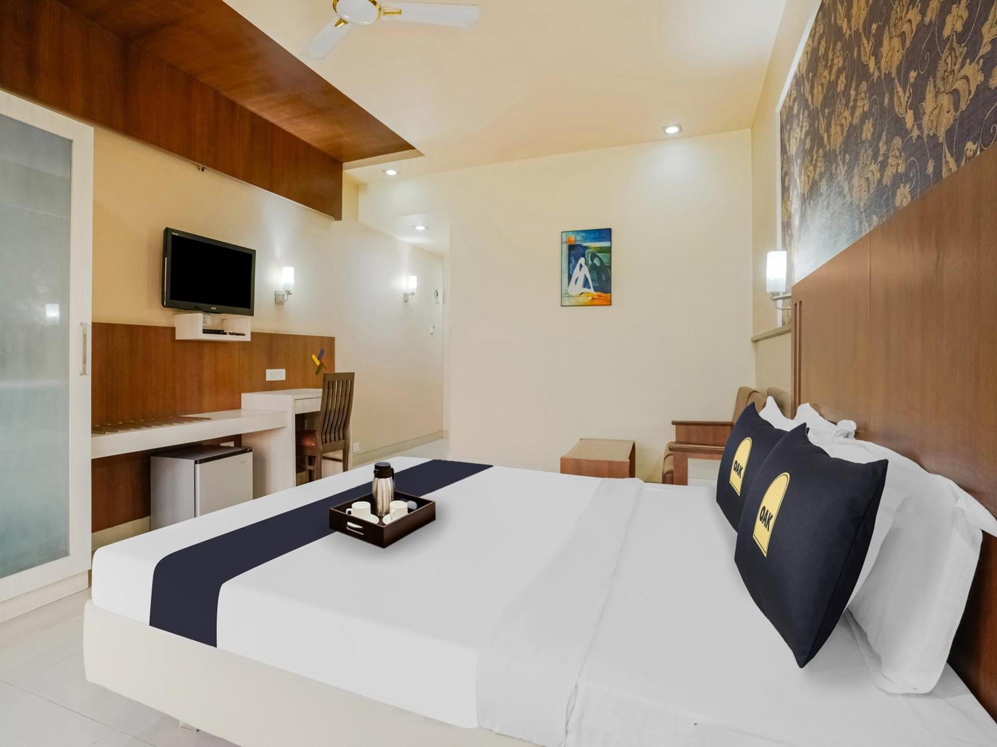 Hotel Vista Premium Tark A Family Hotel Near Igi Airport Delhi New Delhi Exterior photo