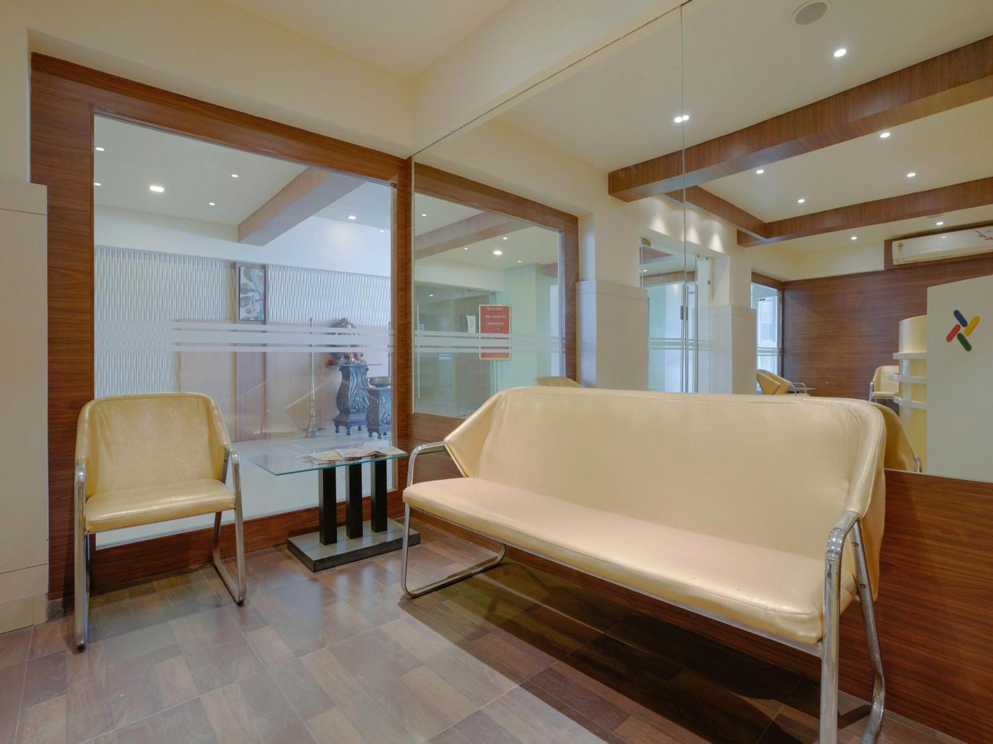 Hotel Vista Premium Tark A Family Hotel Near Igi Airport Delhi New Delhi Exterior photo