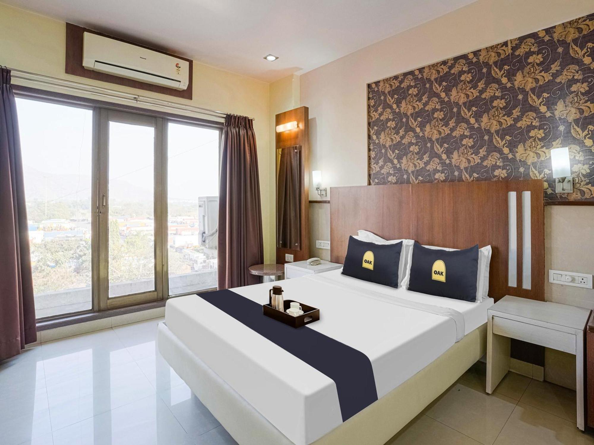 Hotel Vista Premium Tark A Family Hotel Near Igi Airport Delhi New Delhi Exterior photo